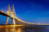 Die portugiesische Brücke von Vasco Da Gama