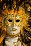 Barocke Magie in Gold und Federn