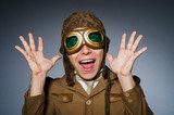 Fröhlicher Flieger im Retro-Look
