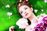 Frühlingshafte Eleganz mit Orchideenkranz