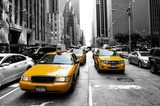 Gelbe Taxis im urbanen Strom