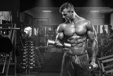 Kraftvolle Eleganz im Fitness-Ambiente