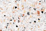 Mosaikzauber aus Marmorbruchstücken