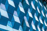 Urbanes Spiel mit Licht und Form