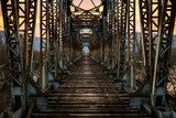 Verlassene Eisenbahnbrücke im Abendlicht
