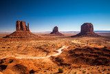 Weite der roten Wüstenlandschaft
