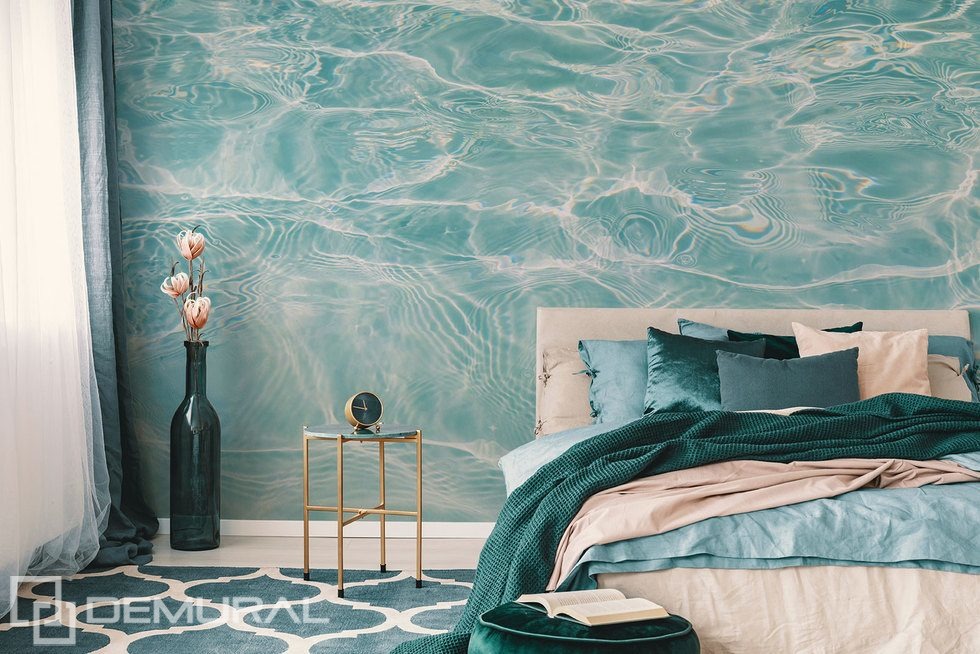 Hypnotischer Glanz der Wasseroberfläche Fototapete für Schlafzimmer Fototapeten Demural