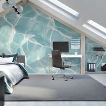 Turkisfarbene-wasseroberflache-mit-lichtreflexen-fototapete-fur-schlafzimmer-fototapeten-demural