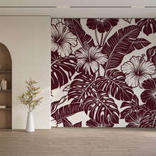 Bordeauxfarbene-hibiskusbluten-in-tropischer-komposition-fototapeten-blumen-fototapeten-demural